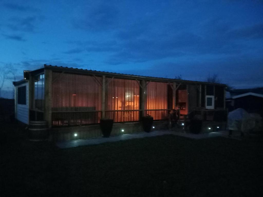 Glamping aan de Thoolse kust photo 3
