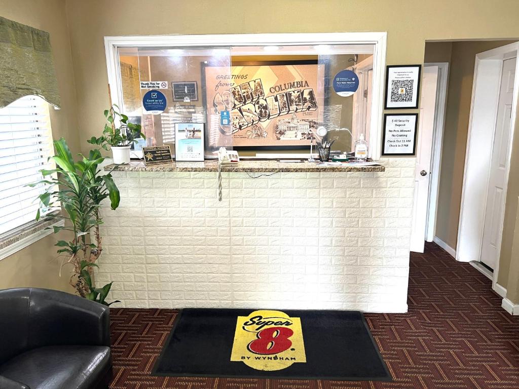 Super 8 by Wyndham Columbia/Ft. Jackson SC photo 4