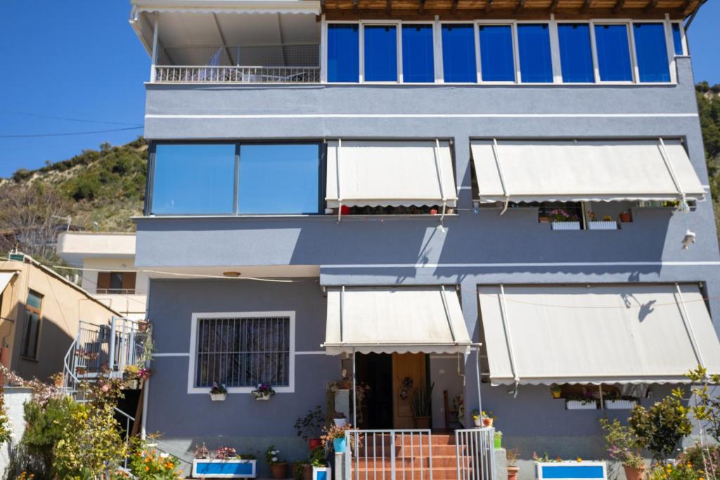 Vila AULONA photo 1