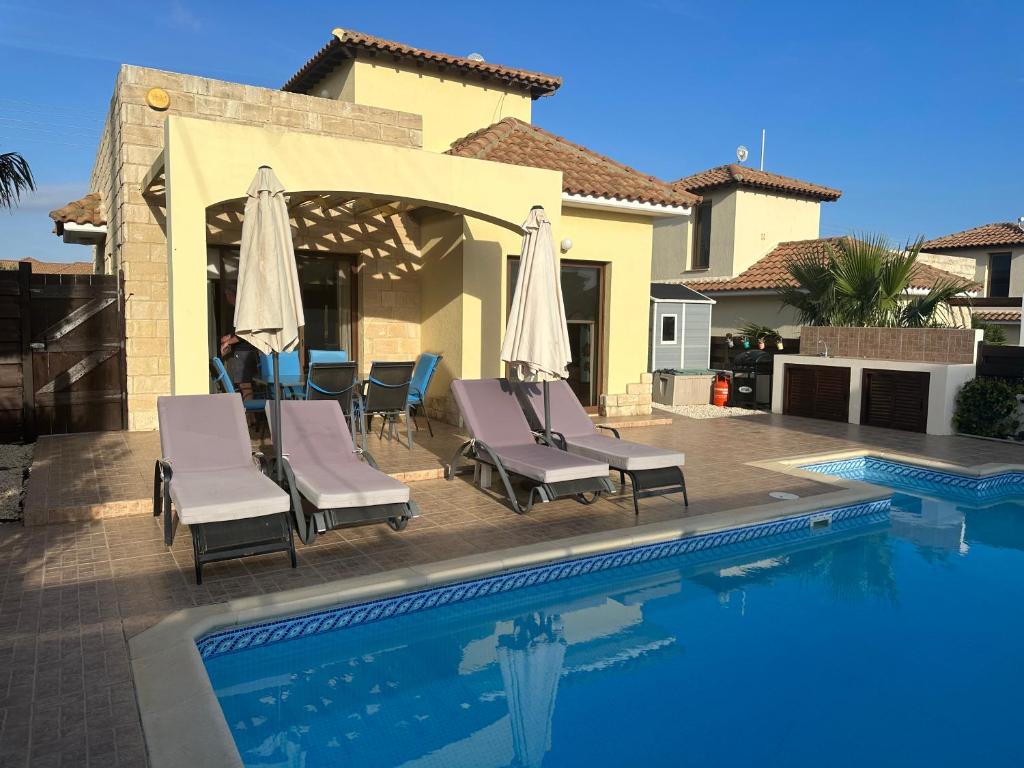Villa Kallista photo 4