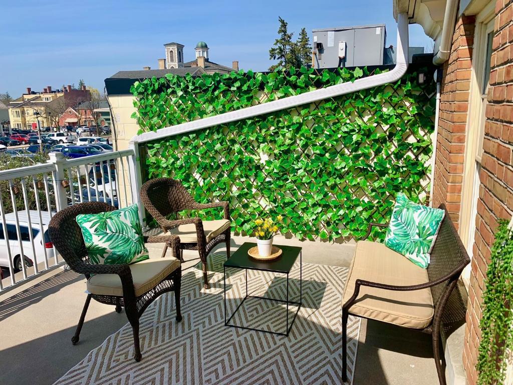 Suites On King photo 1