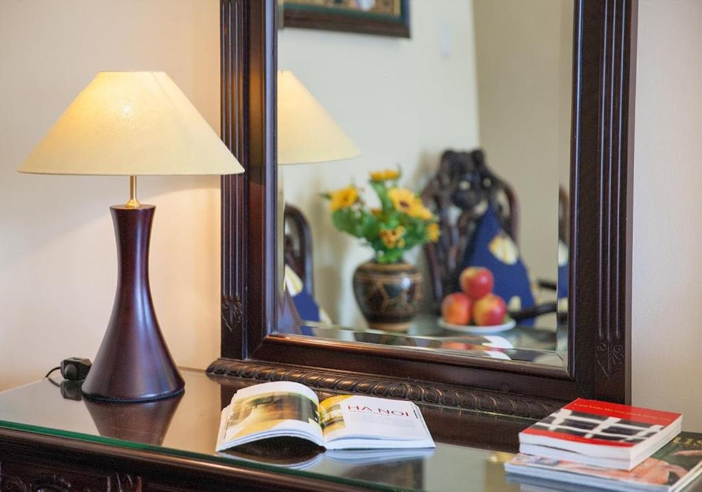 Lucky Central Hotel & Travel