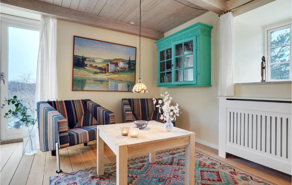 Amazing Home In Glesborg With 5 Bedrooms, Wifi And Sauna photo 2