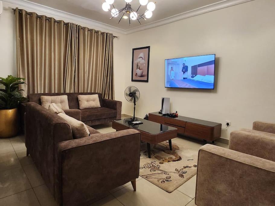 OEK Modern 2BED Top Floor flat Karsana Abuja