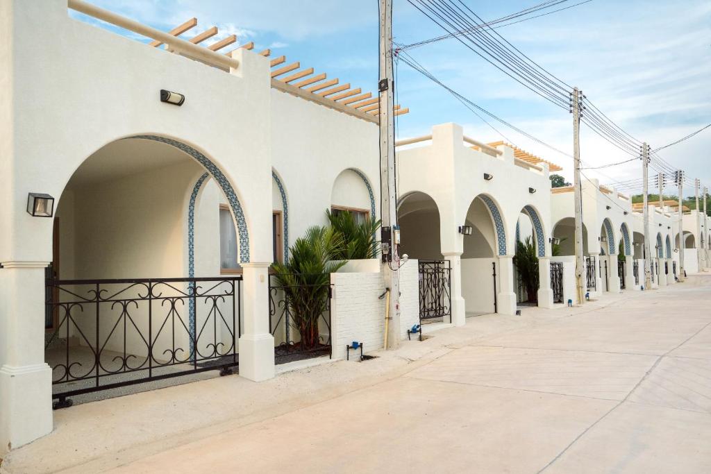 Brand New 2BR House in Yamu Garden A1 photo 3