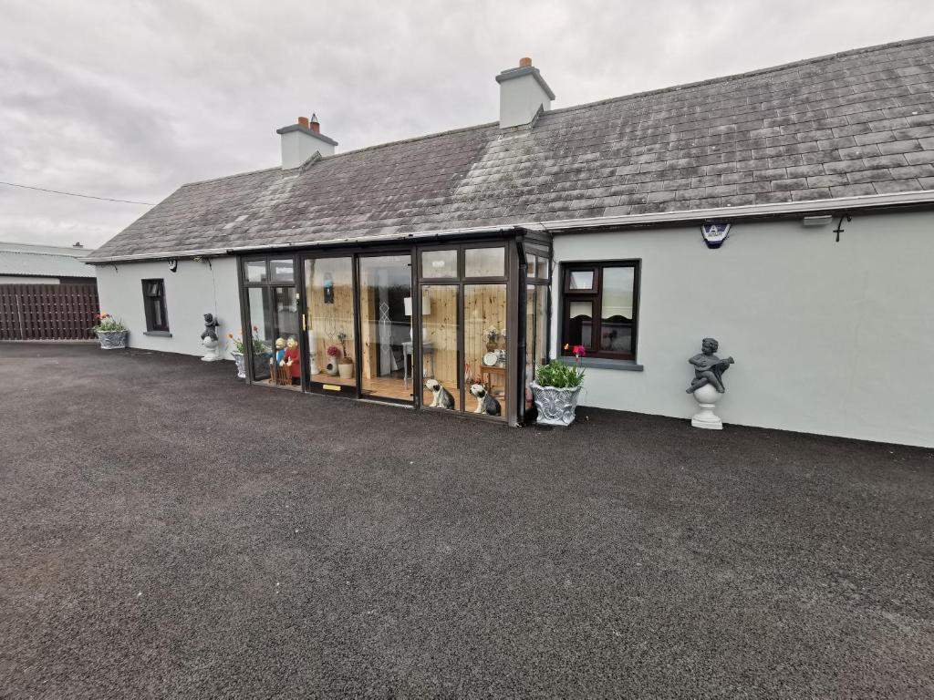 Sheila's Cottage Ballyheigue photo 1