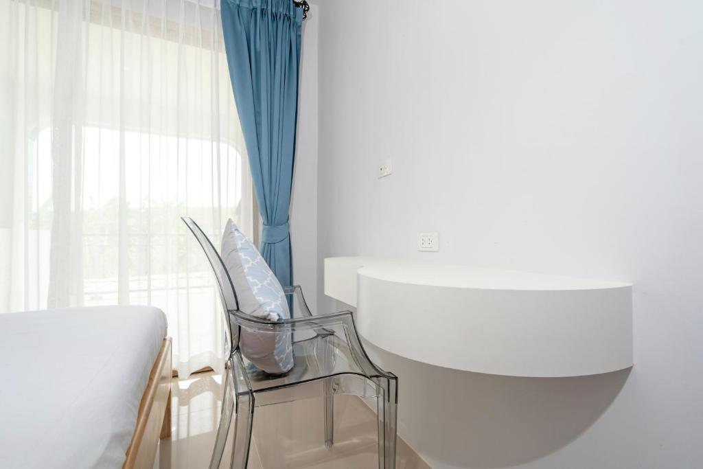 Newly Designed 3BR Fusion House in Yamu Garden B1 photo 4
