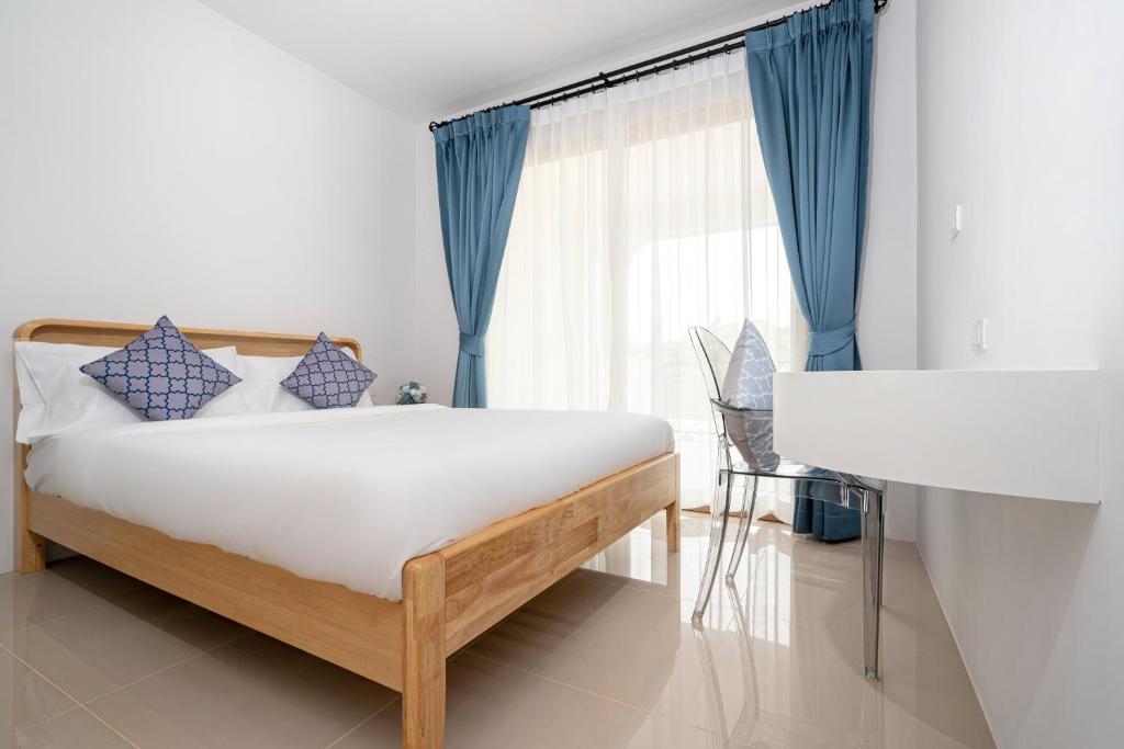Newly Designed 3BR Fusion House in Yamu Garden B1 photo 2