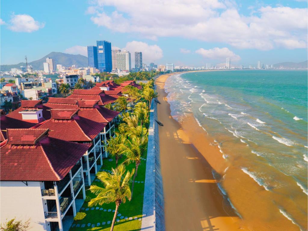 Royal Hotel & Healthcare Resort