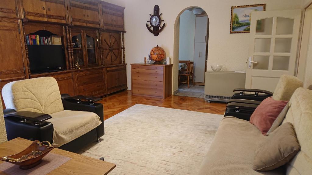 Apartment 4 Kullat