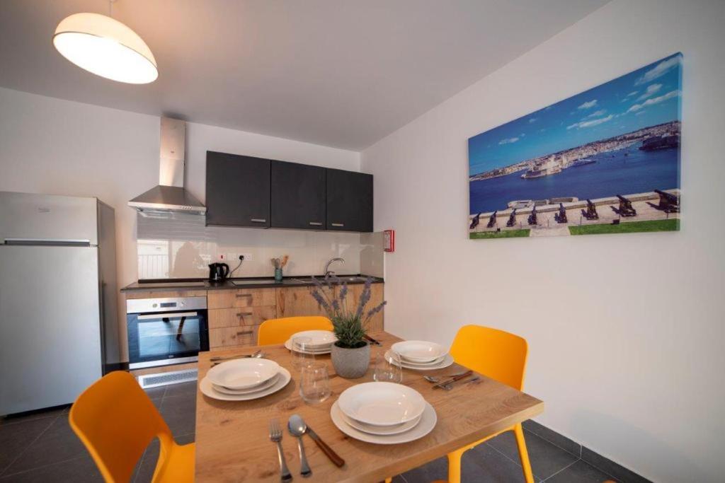 Isky Apartments photo 3