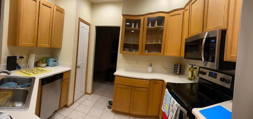 Seabeck Bremerton Lake Retreat home photo 3