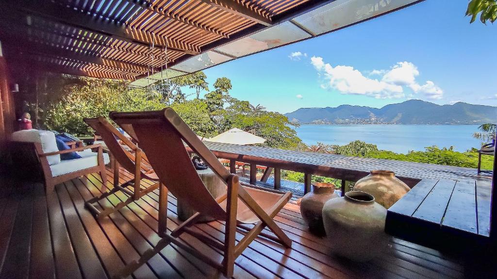 Casa com piscina e vista para o mar em Ilhabela photo 2