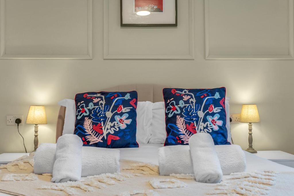 Jamson Pl Apartment - 3BR Sleeps 7