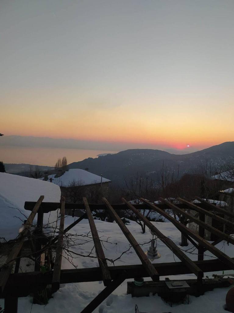 San Lorenzo Cottage - Παραδοσιακά Πέτρινα Δωμάτια photo 3