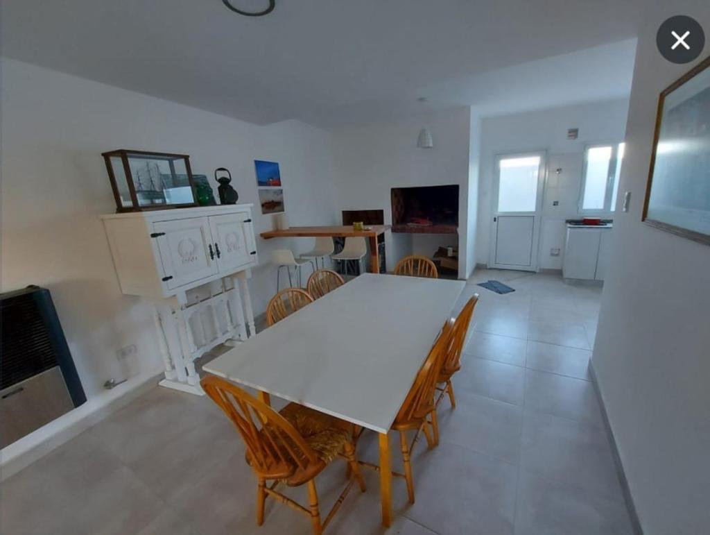 Amplio duplex a metros del mar photo 4