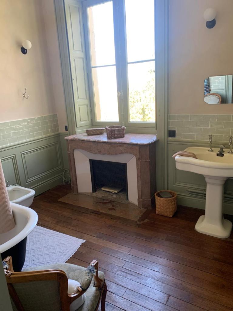 Suite privée rose au Château de la Franceule photo 1