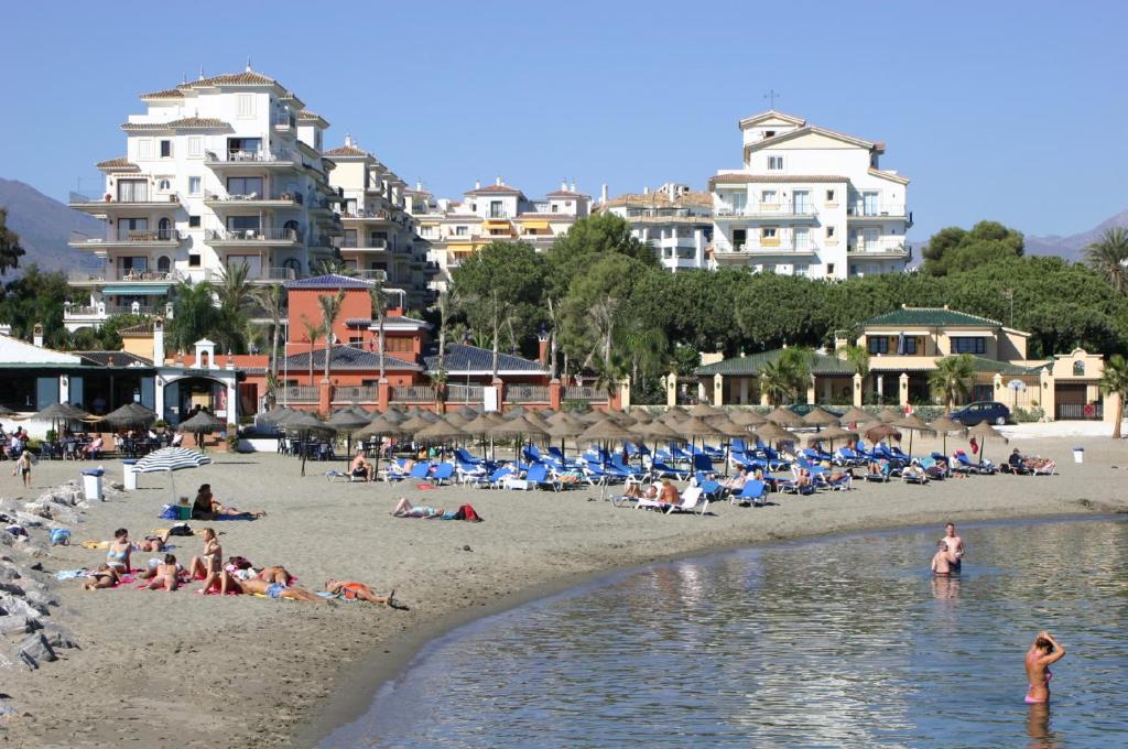 Beachfront Puerto Banus photo 4