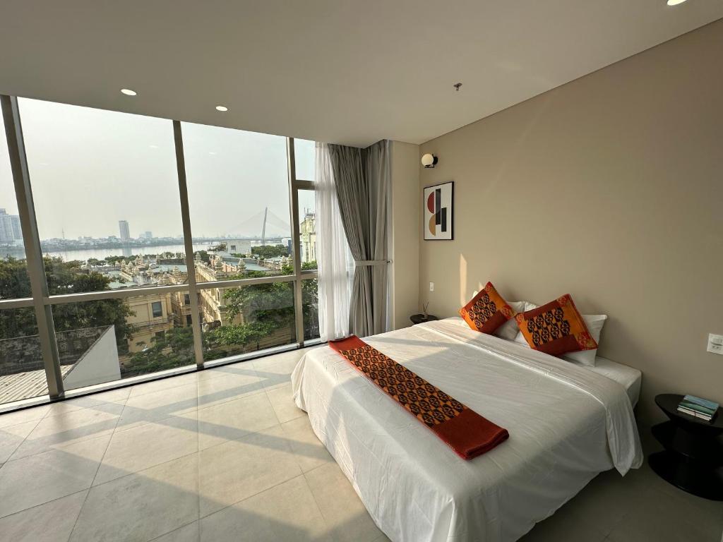 Khe Suites Serviced Apartment - Han River