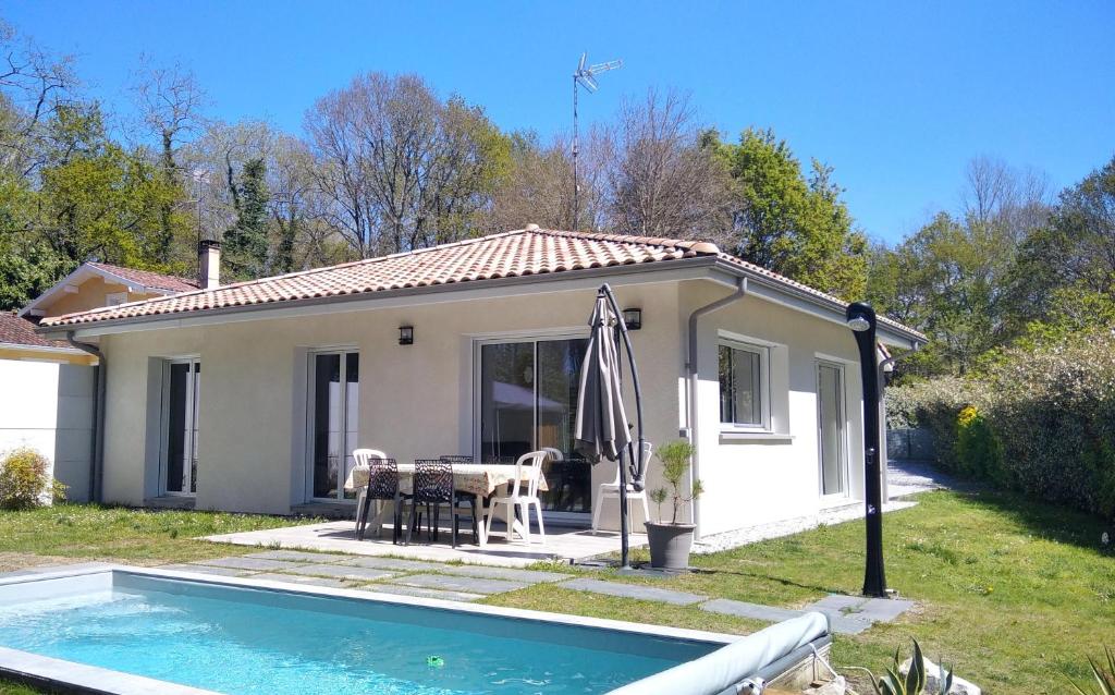 Maison Solyselva Piscine- Proche océan- Climatisée