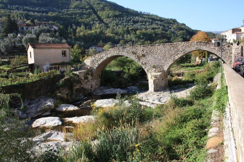 Casa Cannella con AC e wifi in borgo ligure photo 1