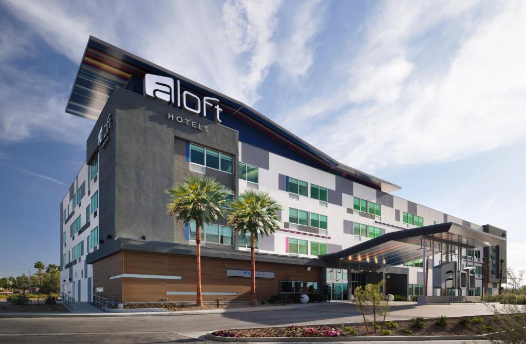 Aloft by Marriott Henderson - Tap to explore photos