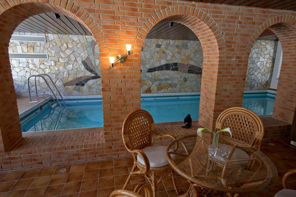 Dein Hotel Suite Wellness photo 1