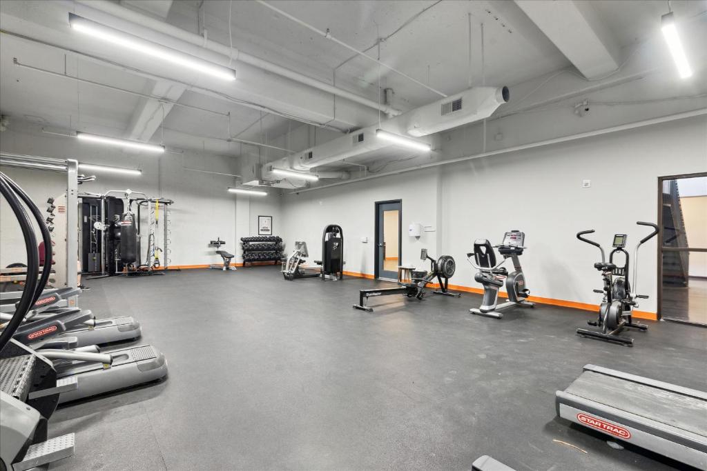 The Civic in Fairmount With Free Parking, Gym, Game Room photo 4