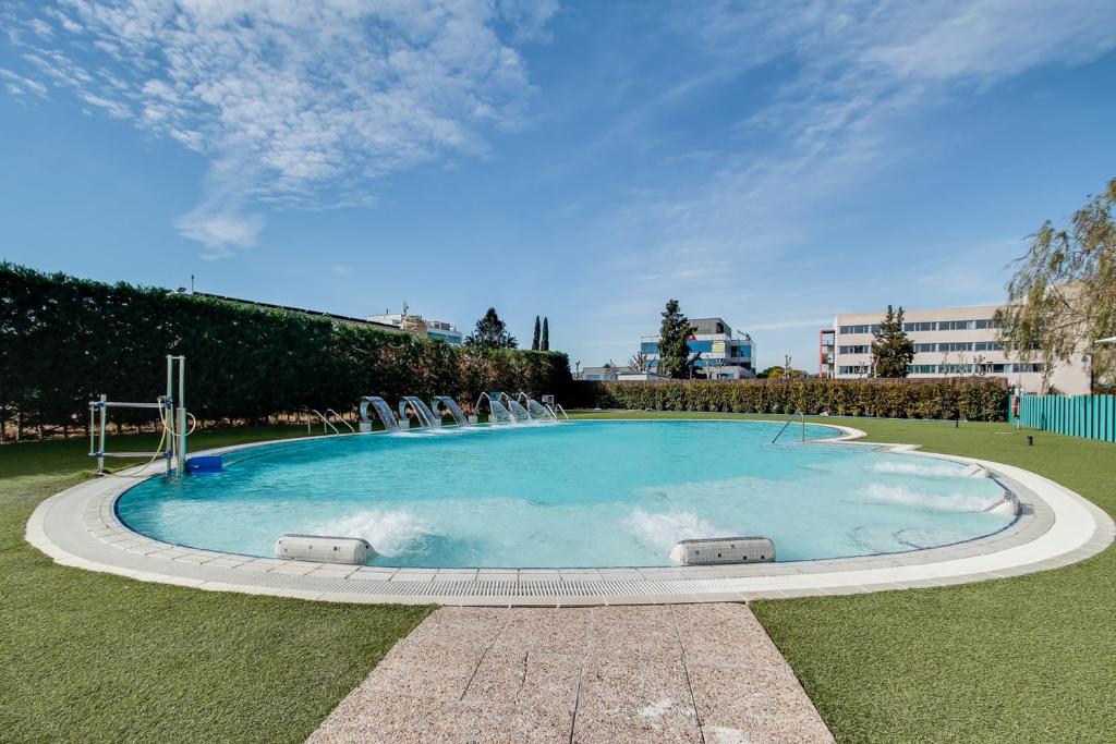 BAH Barcelona Airport Hotel photo 1