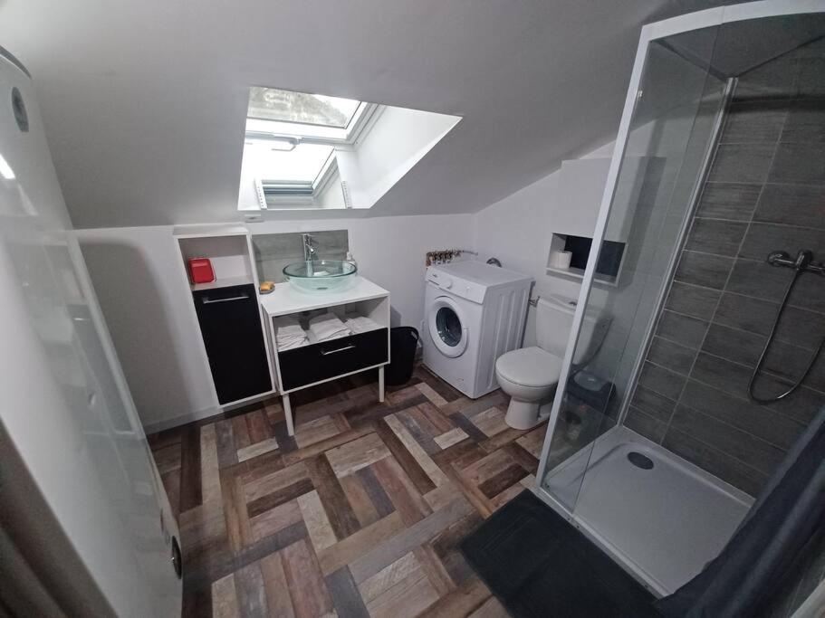 appartement aux dessus d'une maison photo 2
