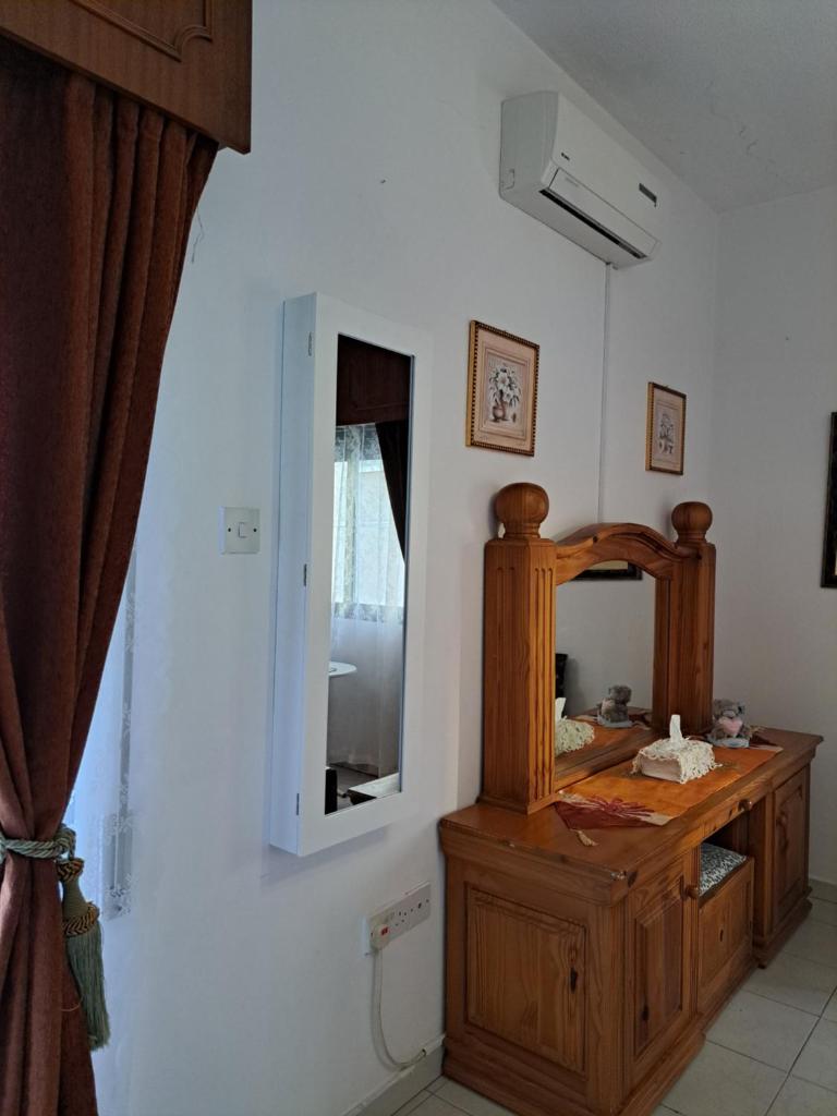 Shared Top 1st floor villa photo 4