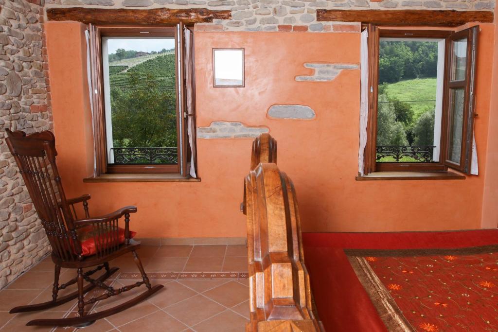 Agriturismo Ercolana - Tap to explore photos