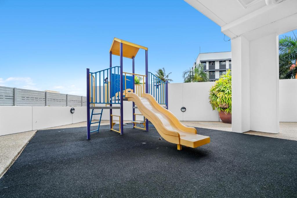 Spectacular Darwin apartment photo 4