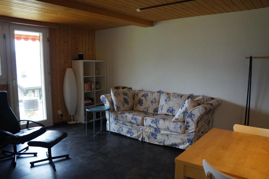 Haus Panorama B (Whg. Weibel) - Tap to explore photos