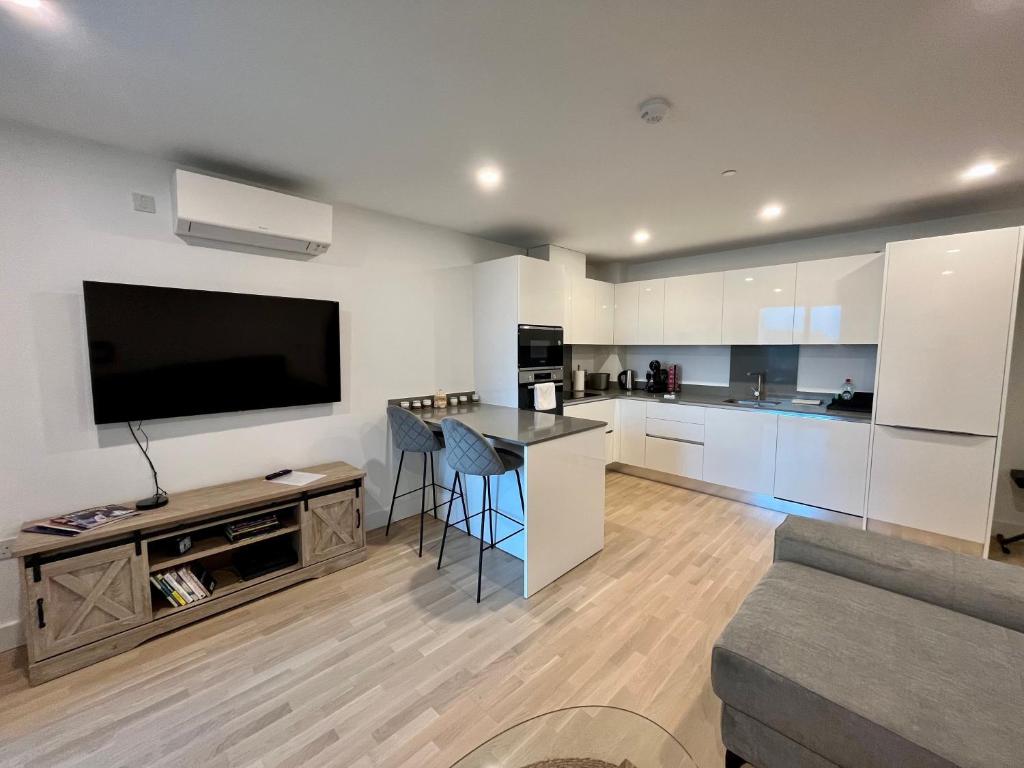 Modern Apartment with Spa and Pool photo 2