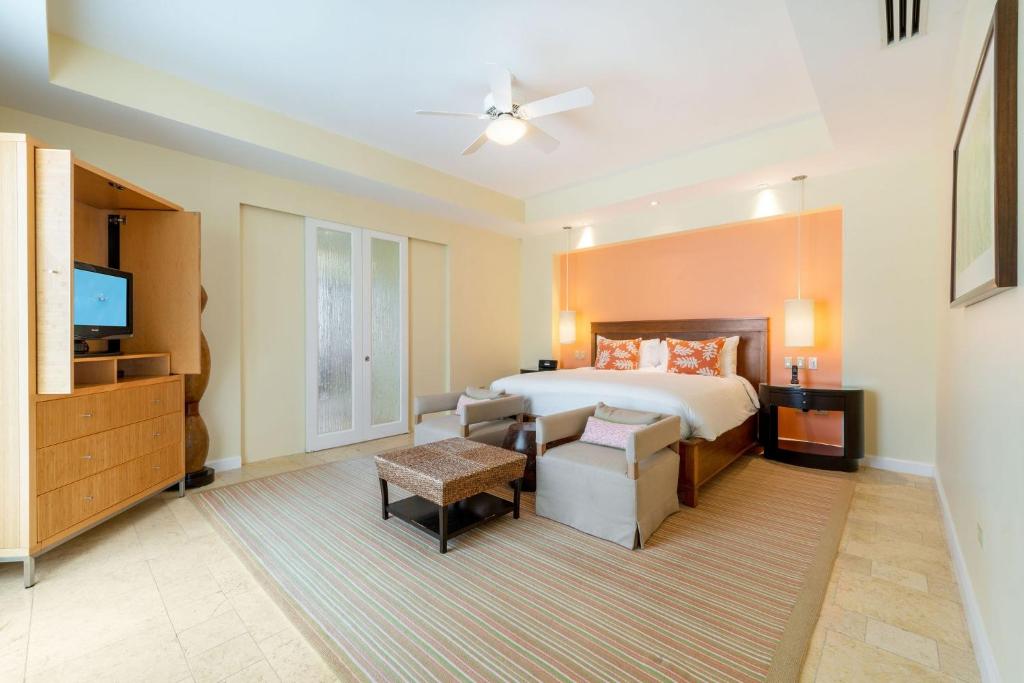 Golf & Canal Villa 15 located at The Ritz-Carlton villa photo 2