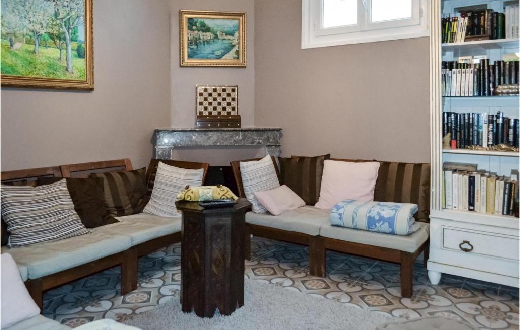 Amazing Home In Capbreton With 5 Bedrooms And Wifi photo 4
