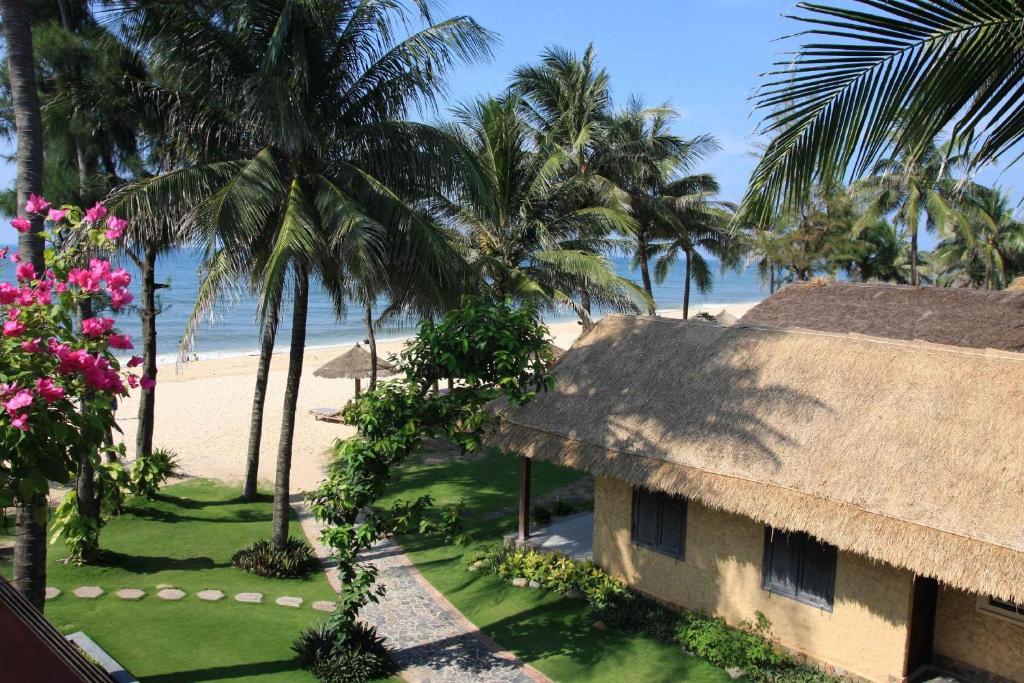 Bamboo Village Beach Resort & Spa 