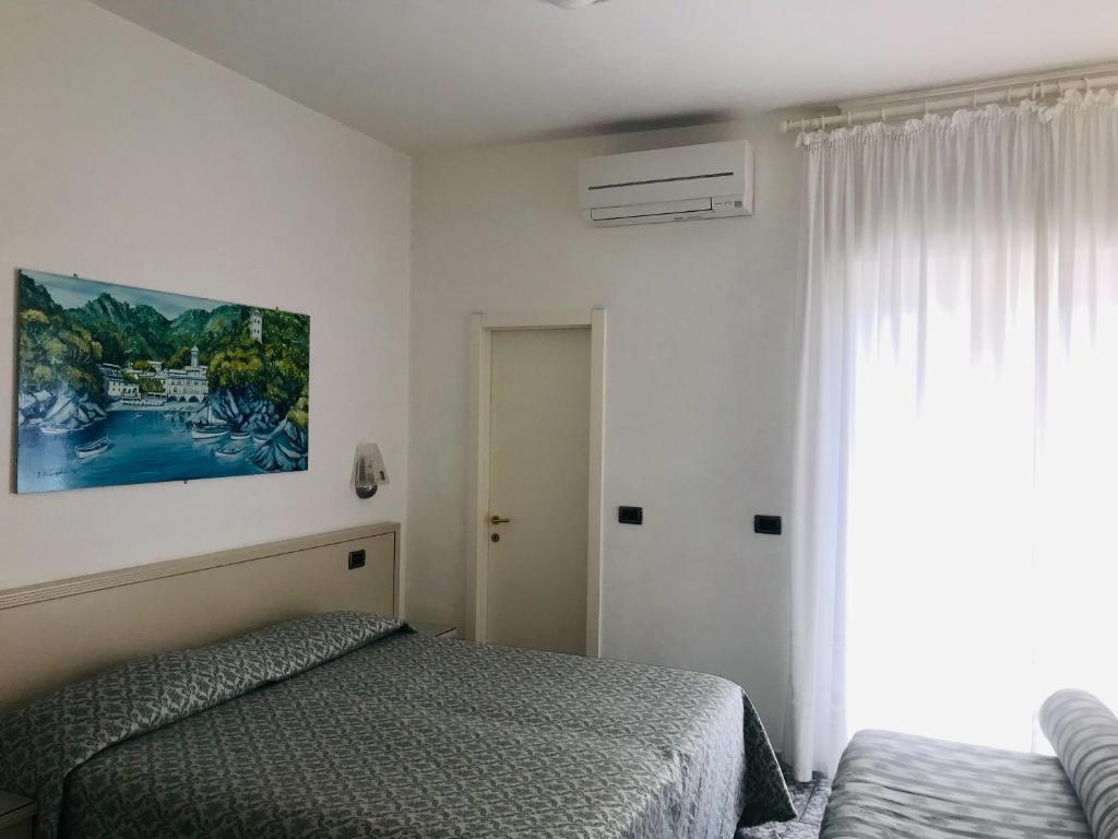 Hotel Riviera photo 1