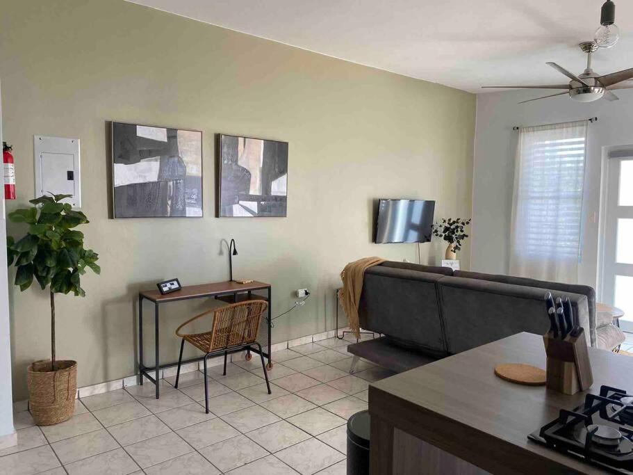 The West Apartment photo 4
