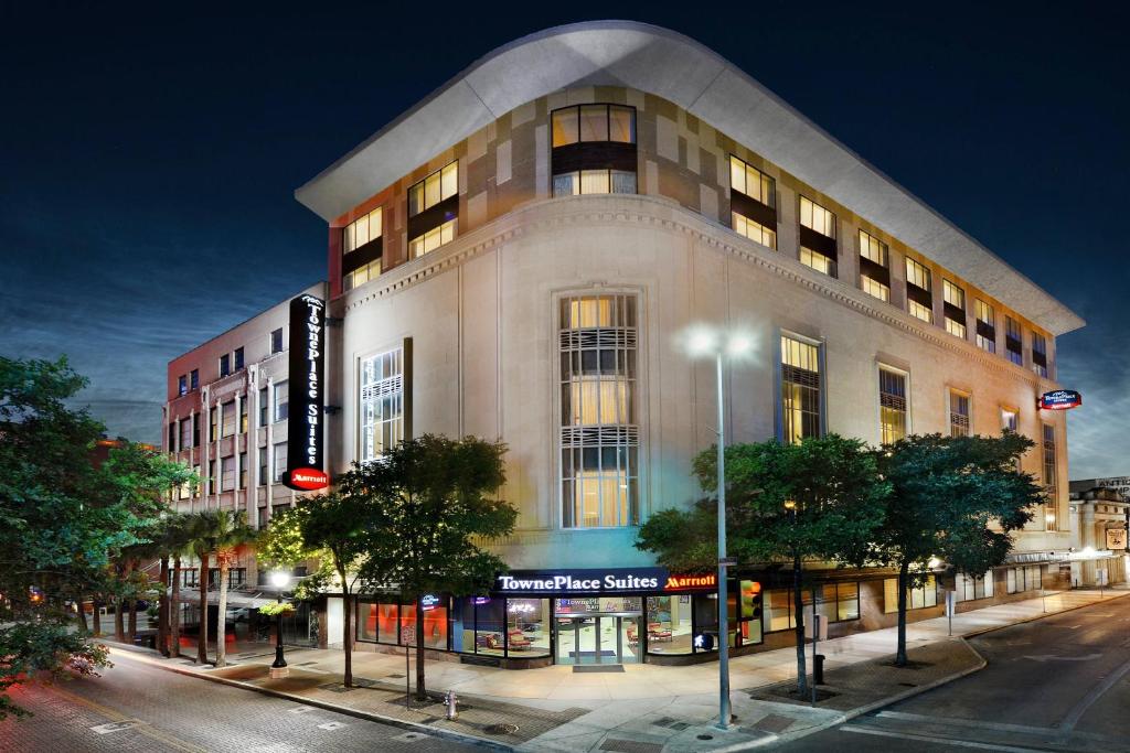 TownePlace Suites by Marriott San Antonio Downtown Riverwalk image