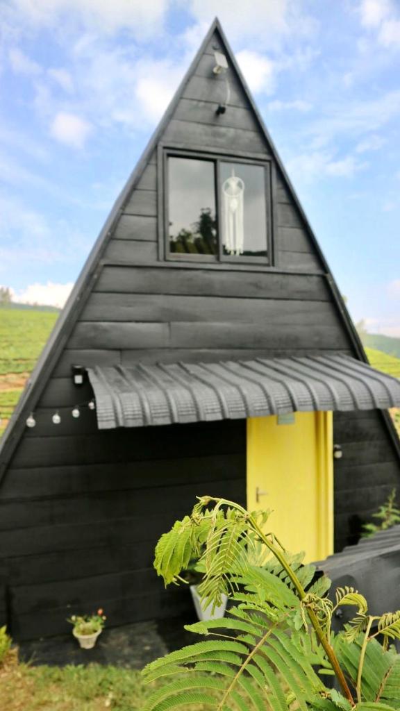 The ZenDen-Cozy Cabin Perfect For Couples photo 3
