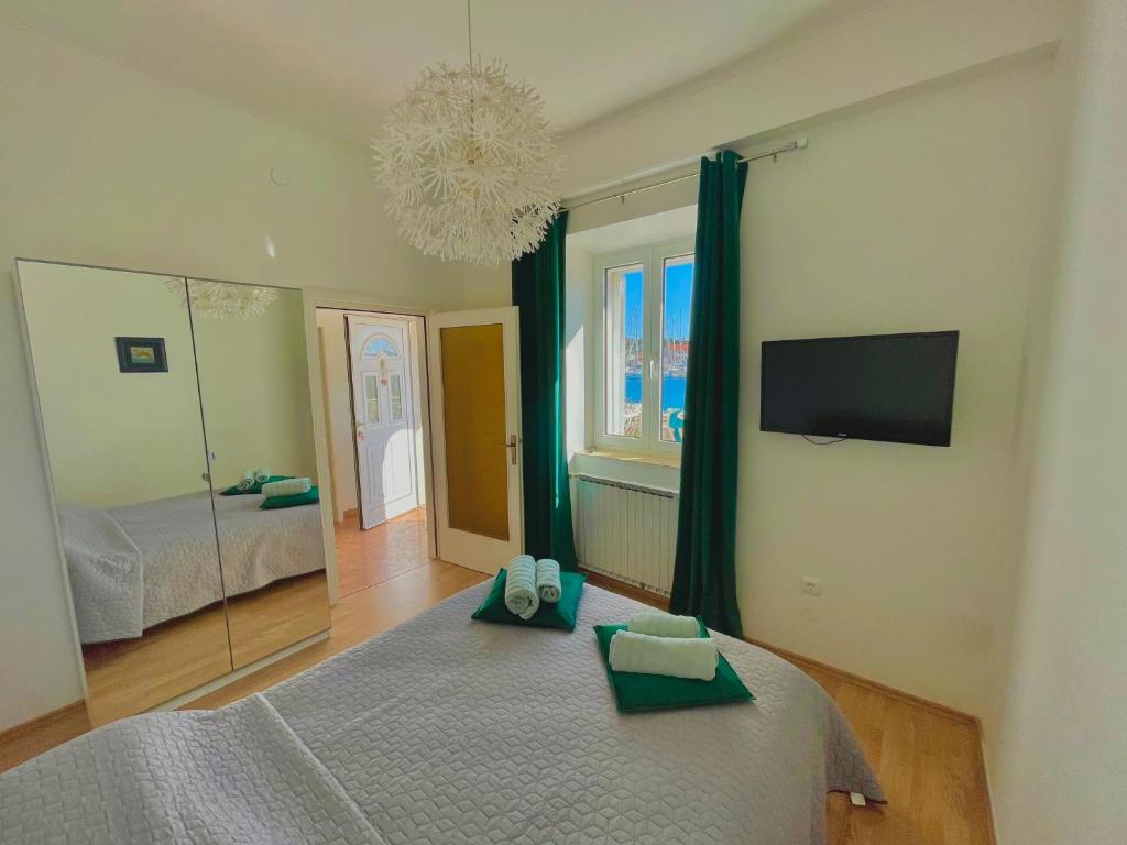 Seafront apartment with amazing view photo 2