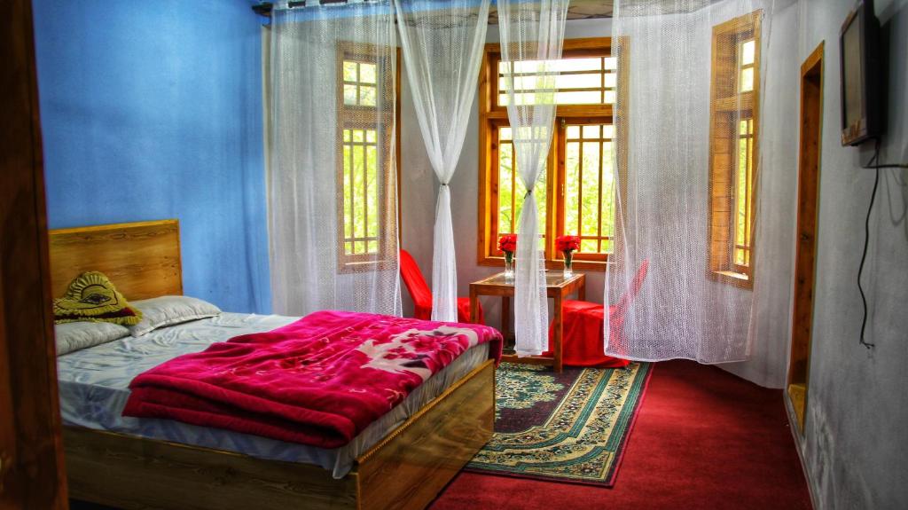 Rakaposhi Amin Hotel & Restaurant Pissan Hunza Nagar Gilgit Baltistan