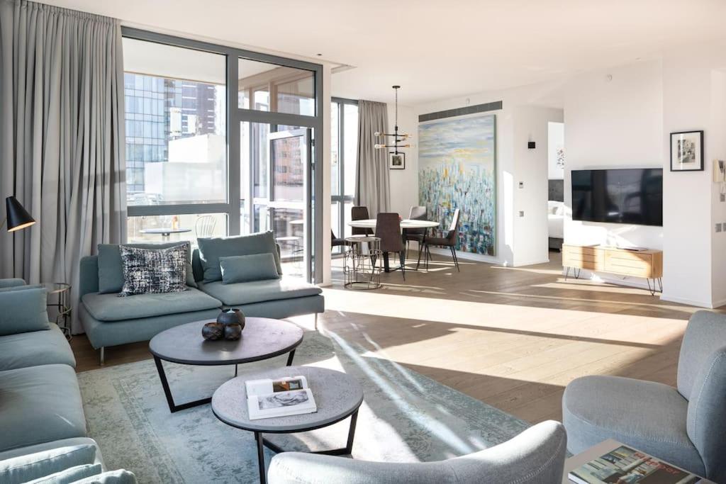 Upscale Rotschild by Five Stay photo 3