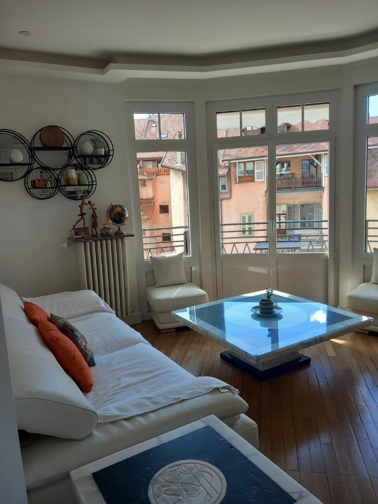 Le chappuisien charme et luxe en vieille ville photo 4