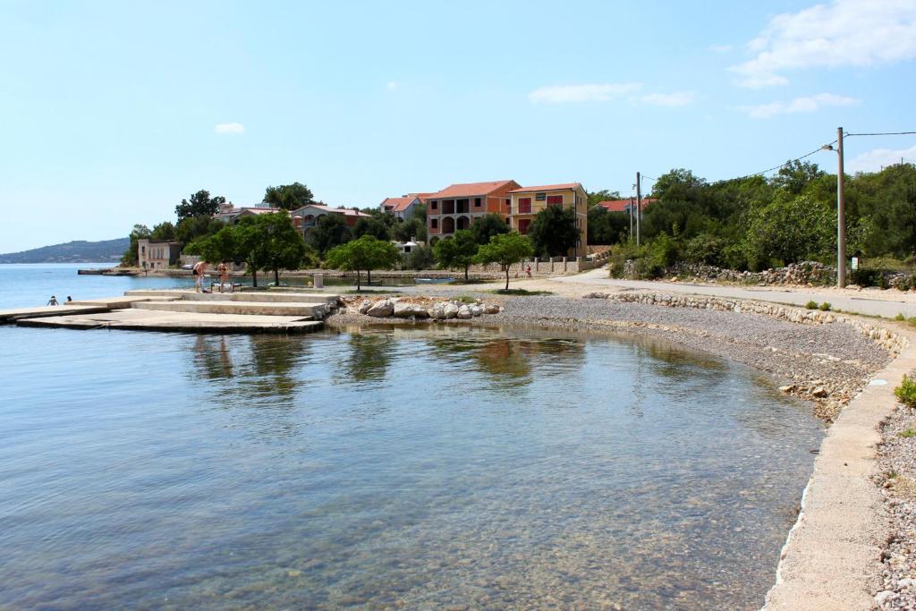 Family friendly house with a swimming pool Maslenica, Novigrad - 20492 photo 3