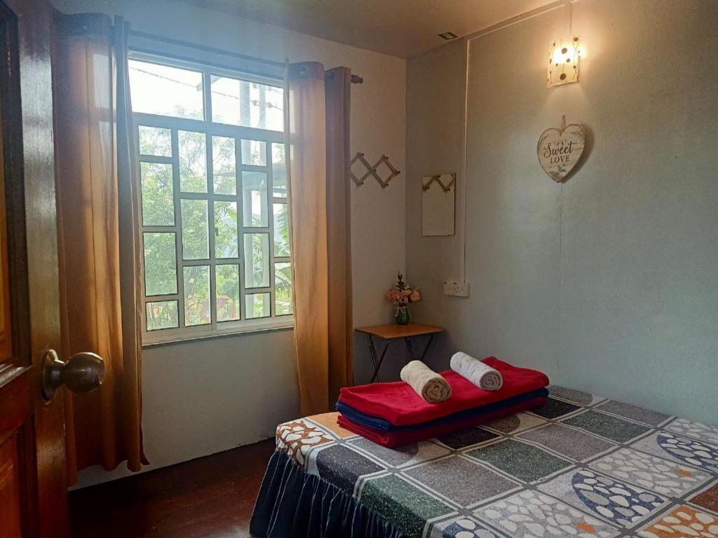 Rania Lovely Hut Homestay Kundasang photo 4