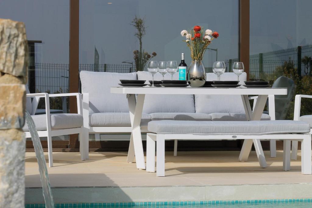 Luxury 5 bedroom villa Santa Rosalia photo 3