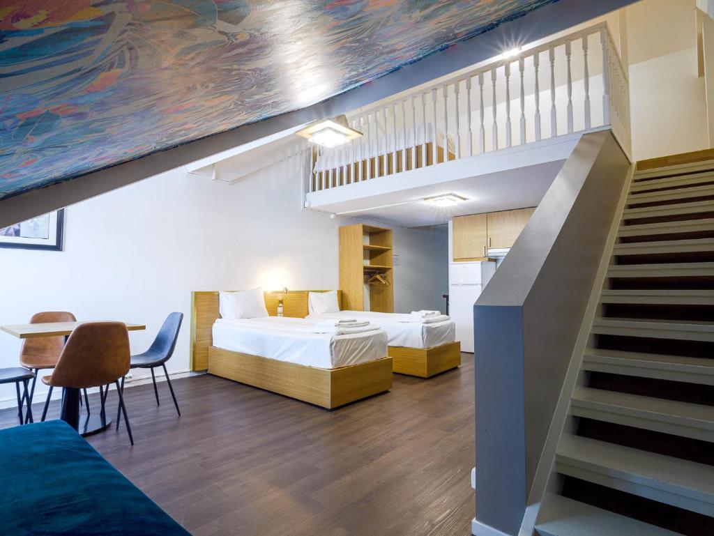 Central City Apartments photo 2